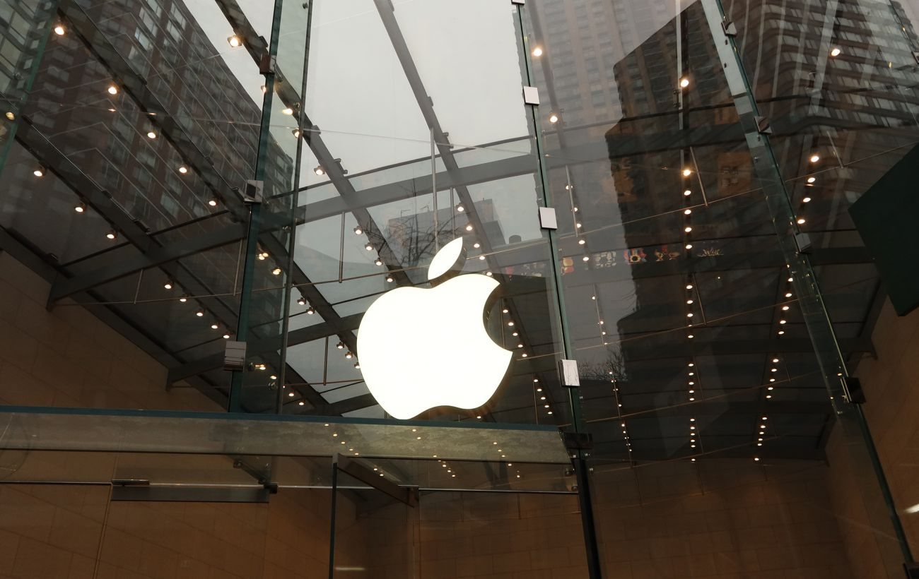 Apple подала до суду на OpenAI через крадіжку секретних розробок
