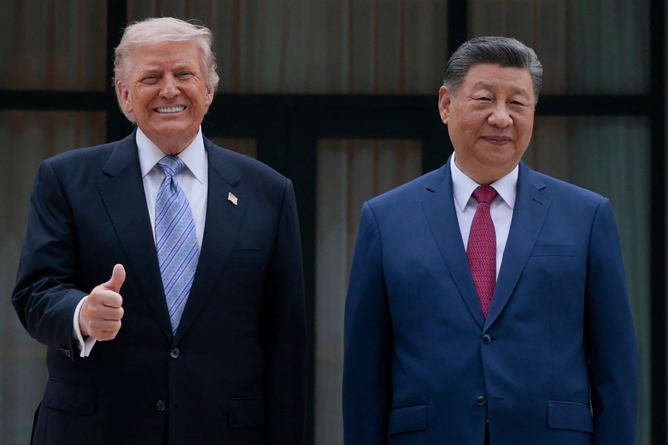 Саміт Трампа і Сі на тлі розпродажу облігацій та рекордної частки Китаю в контейнерному експорті