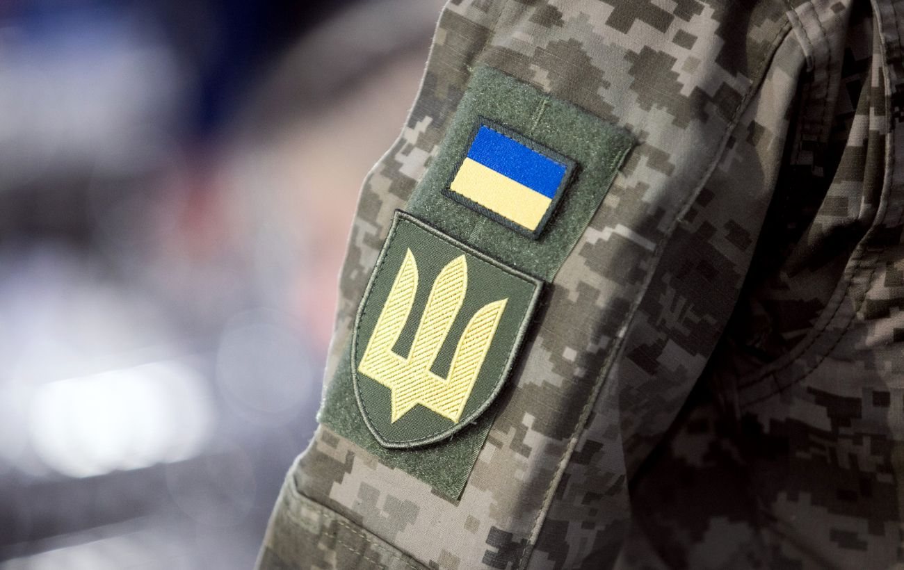 Звільнення Федорова: суспільні протести та ризики політичного культу