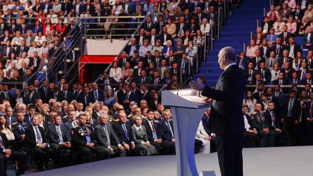 «Єдина Росія» робить Путіна головним активом кампанії