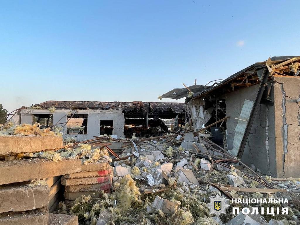 Українські дрони вночі атакували склад російського маркетплейсу Ozon