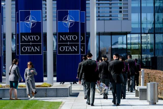 Саміт НАТО в Анкарі: Україна може розраховувати на 70 мільярдів євро, але Польща закликає до обережності