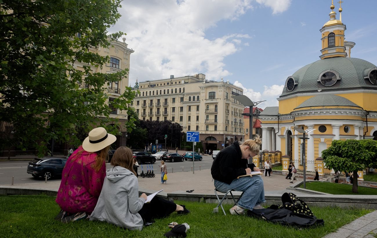 Неоднорідна погода 29 липня: дощі на сході та сонце на решті України