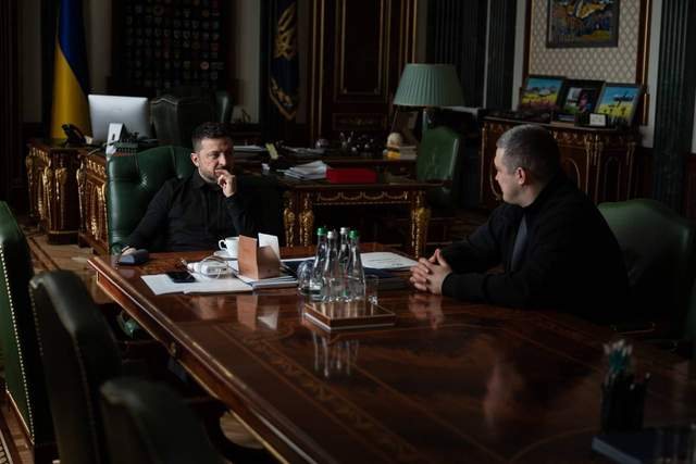 Зеленський провів зустрічі з Федоровим та Тереховим щодо захисту міст і трансформації війська