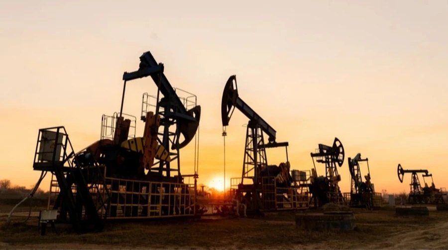 Ціни на нафту різко впали після паузи в ударах між США та Іраном