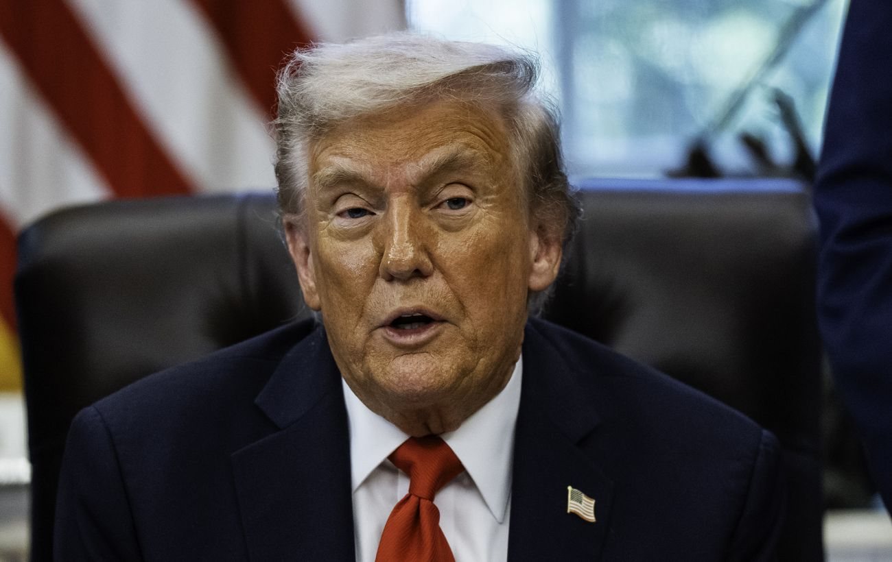 Трамп наказав припинити всю торгівлю з Іспанією через недостатні витрати на оборону
