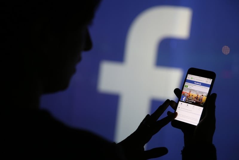 Meta змінює правила для Facebook, Instagram, WhatsApp і Messenger та обіцяє не копіювати контент видань