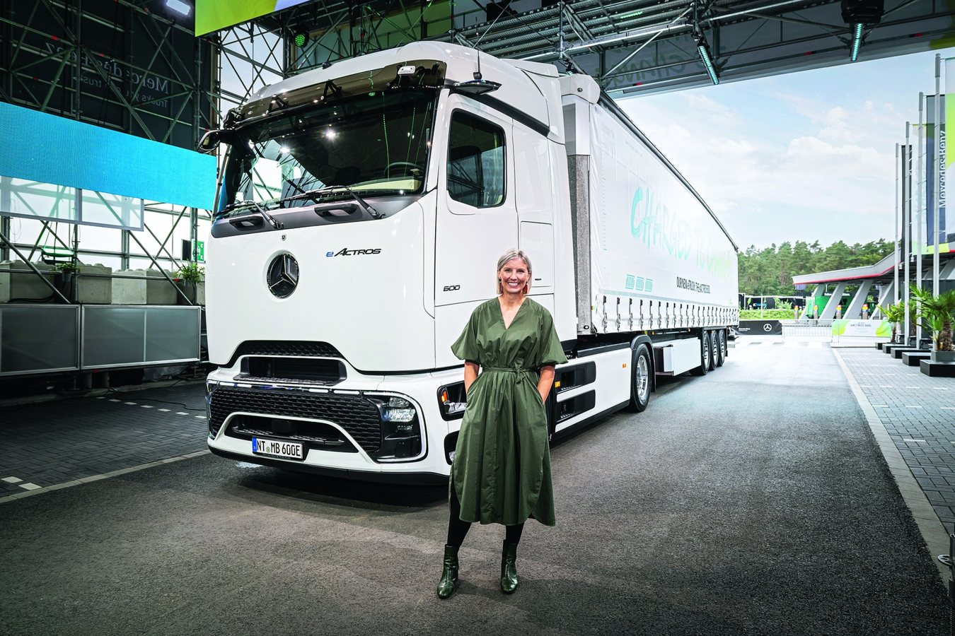 Daimler Truck під керівництвом Карін Родстрем змінює курс на тлі китайської конкуренції