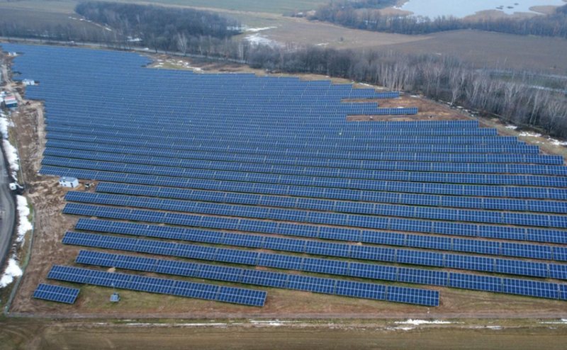 Китай планує взяти під контроль експорт 12 фотоелектричних технологій
