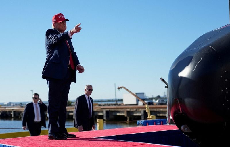 Трамп роздає мільярди виборцям напередодні проміжних виборів у США
